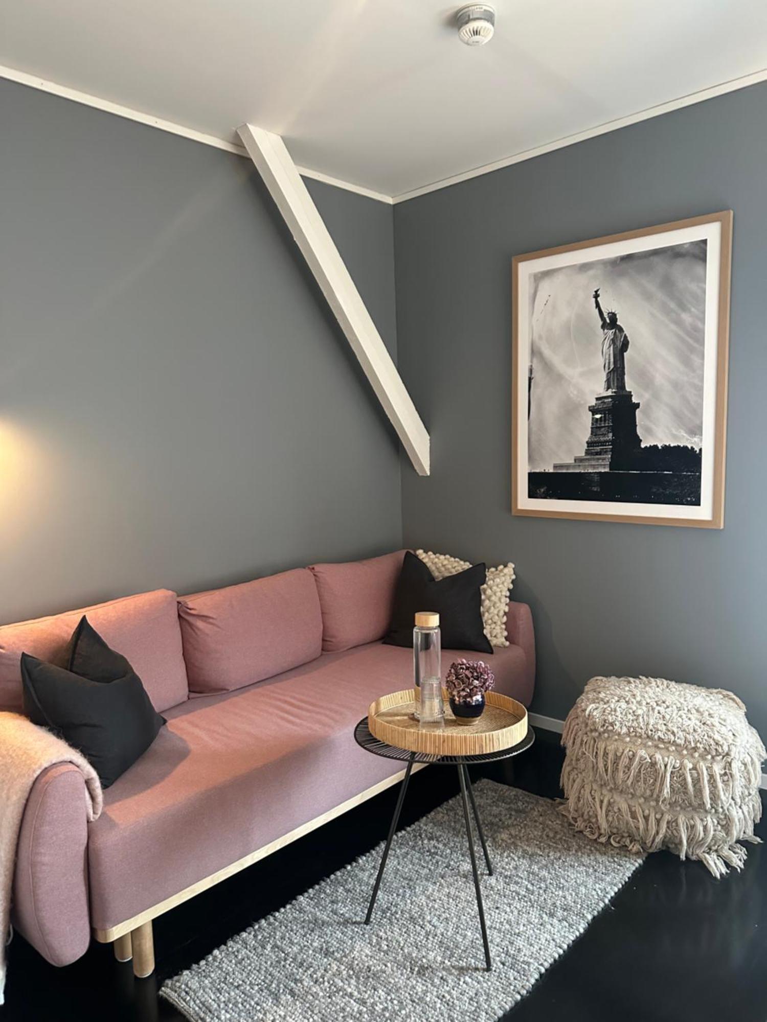 Saga, Et Unikt, Sjarmerende Badehotell Med Fa Rom, Sauna Og Badebrygge - Inderoy Straumen  Exterior photo