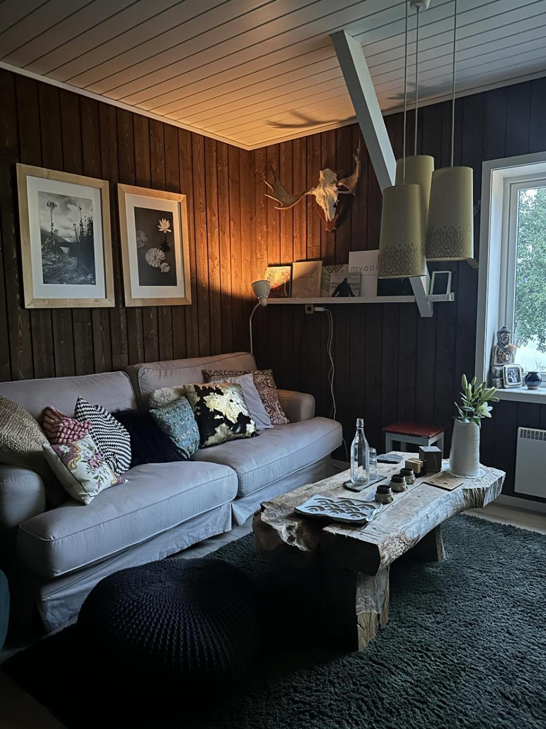 Saga, Et Unikt, Sjarmerende Badehotell Med Fa Rom, Sauna Og Badebrygge - Inderoy Straumen  Exterior photo
